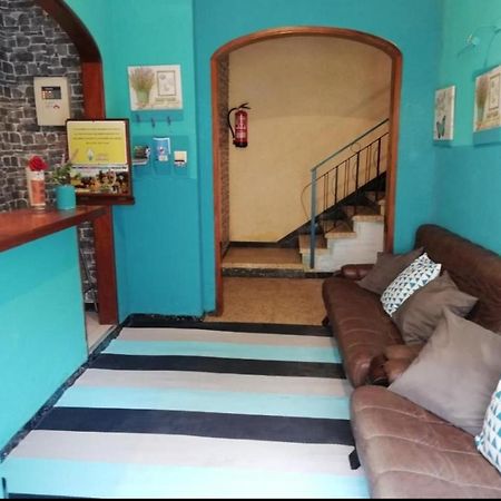Residencia Sant Jordi Llanca Pansiyon Dış mekan fotoğraf