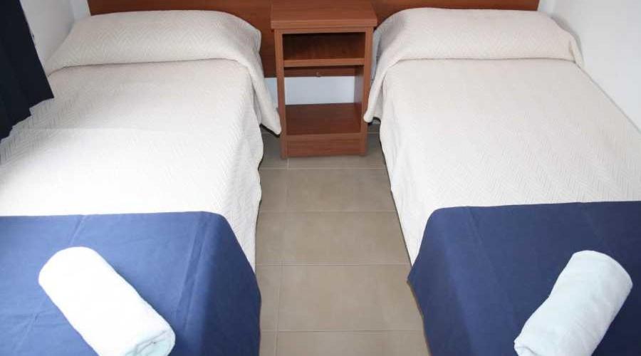 Residencia Sant Jordi Llanca Pansiyon Dış mekan fotoğraf